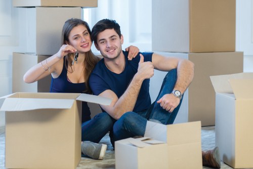Removal truck hire options for local moves in Roehampton