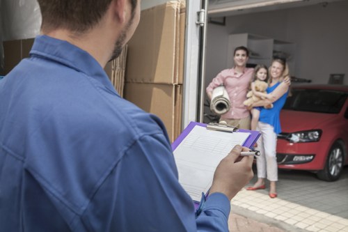 House removalists planning a local move in Roehampton