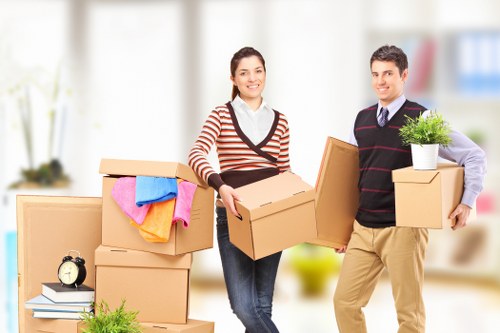Local removals team handling access challenges in Roehampton